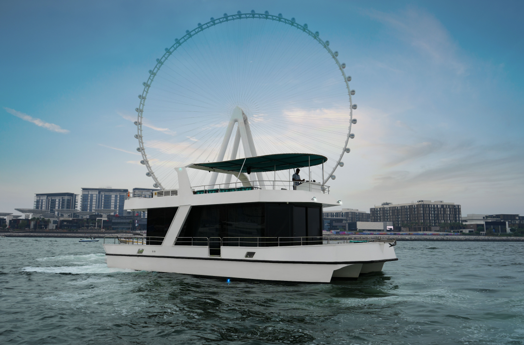 70ft Party Yacht